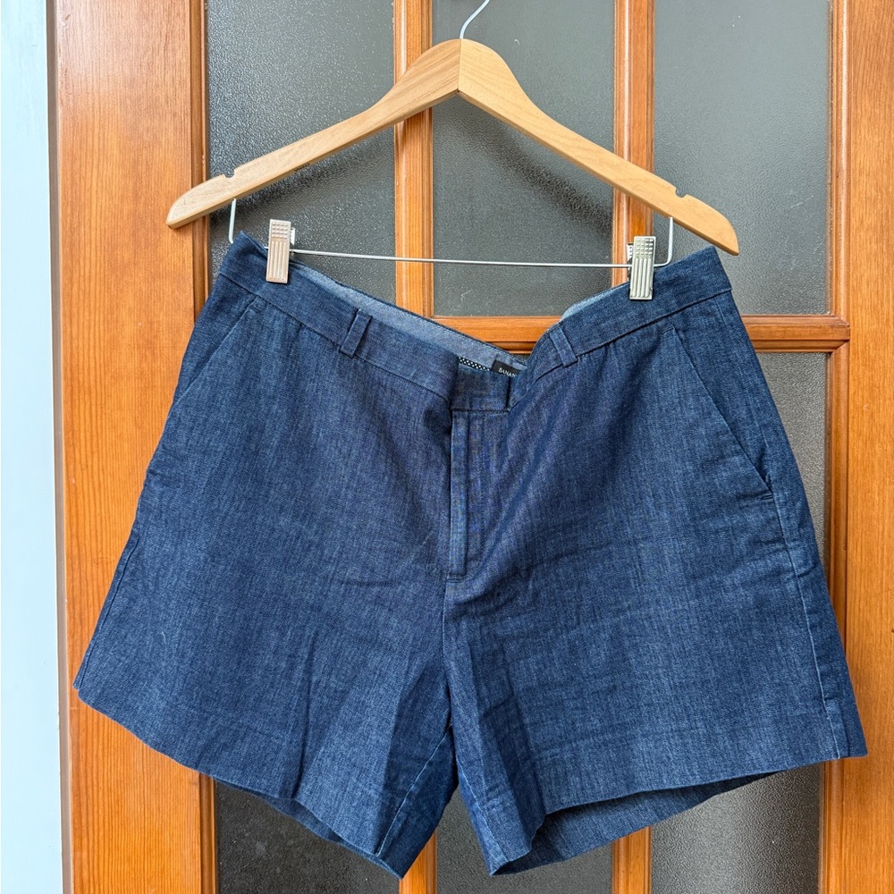 Banana Republic Women’s Dark Navy Jean-Style Shorts